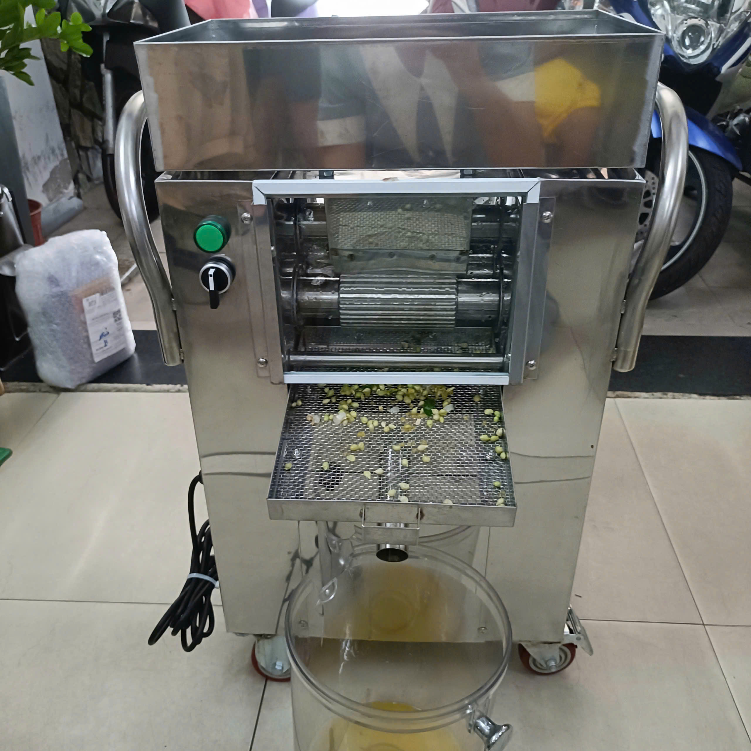 MÁY ÉP CHANH TẮC GIA ĐÌNH