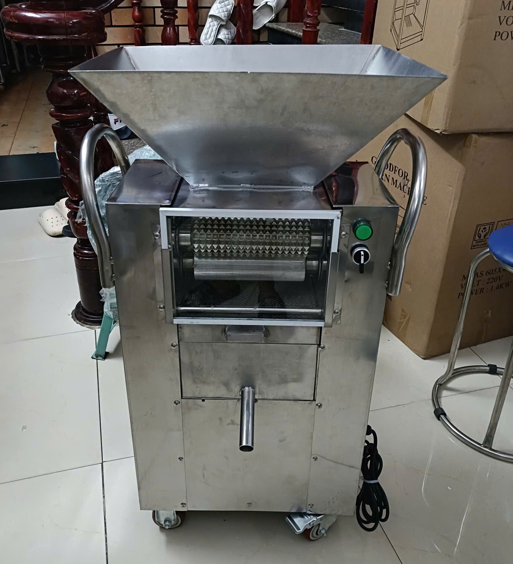 MÁY ÉP CHANH TẮC KINH DOANH