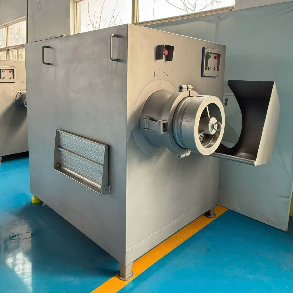 máy xay thịt công nghiệp
